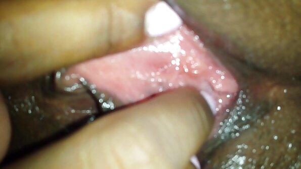 Дві повії потрахалися русские порно фільми і полизали кицьки.