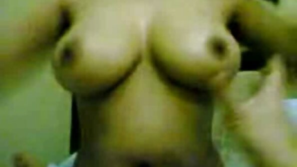 Жирна негритянка порно пияни прийшла до старого на масаж і скінчила.