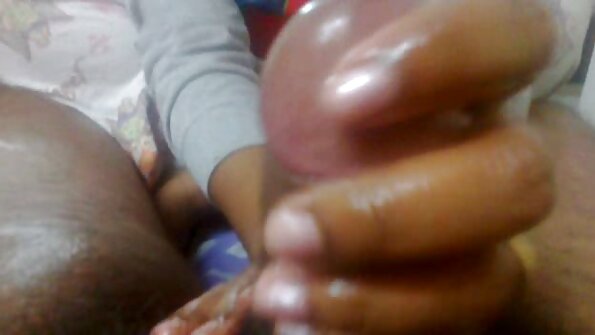 Зріла блондинка захотіла delphina porno сексу з хлопцем і досягла оргазму.