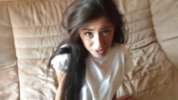 Yurizan Beltran трахнути на бочці у секс еротика винній крамниці.