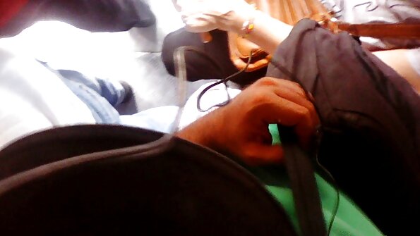 Блондинка з няшними цицьками отримала сперму в обличчя після трахання porno skayp кицьки.