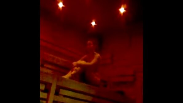 Грудаста товстушка потрахалася на кінопробах. порно зрада