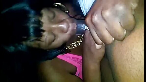 Гітарист із худою подружкою прийшли порно большиє попи на кастинг і трахаються.