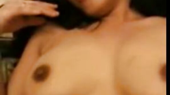 Бразильська транс негритянка pornophoto ебет у дупу білого хлопця.