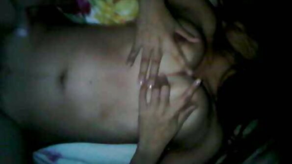 Замість еротика чат ділової наради телички влаштували оргію в офісі.