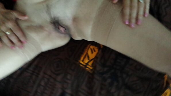 Защемила соски і порно мультіки показав пизду крупно. Соло порно Danielle Delaunay.