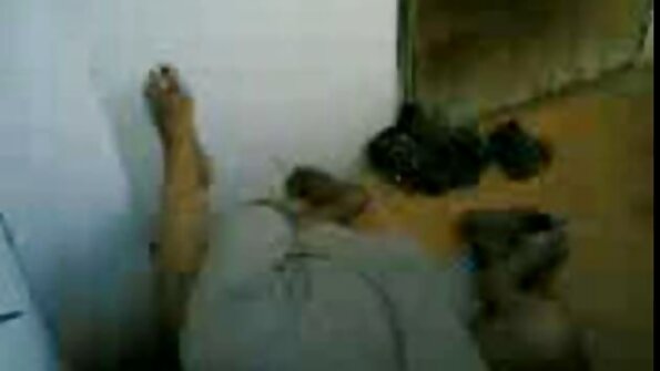 Витончена блондинка порно німецьке Anita Pearl прийшла на порно кастинг.